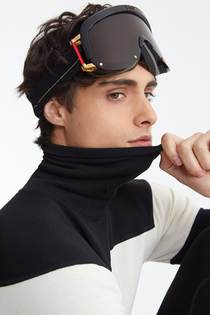 Men’s Villeroi Top ski wear Merino Wool man lifestyle